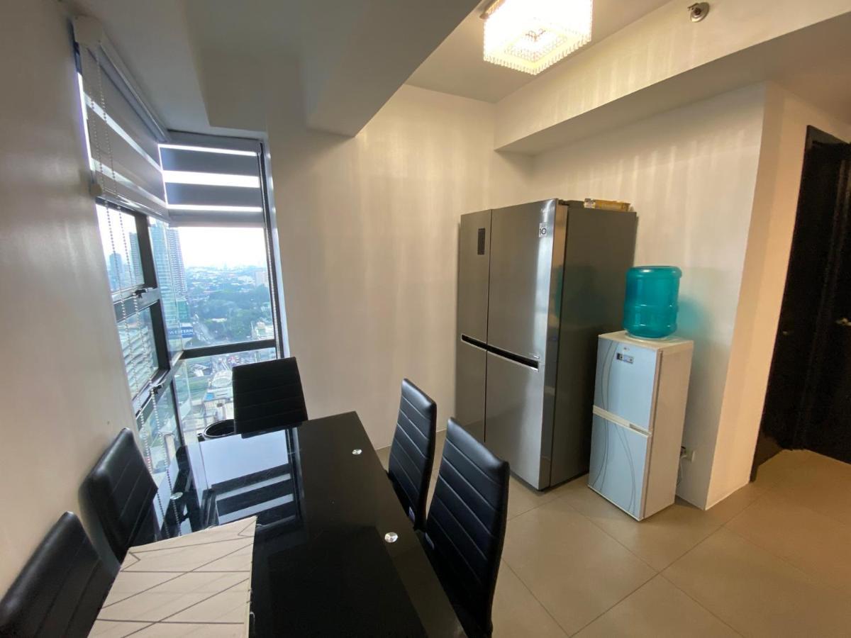 Penthouse Suite At Porto Vita Towers In Cubao Quezon City Manila Exterior photo